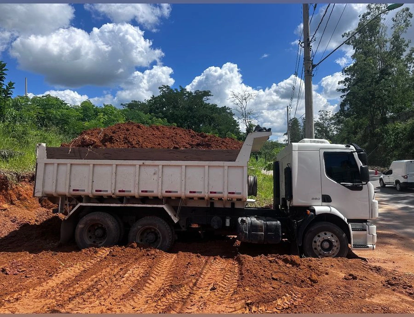 Venda e entrega de terra